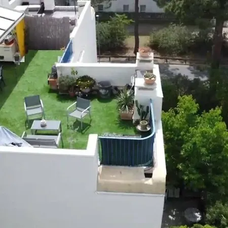 Avec Grande Terrasse A Motte